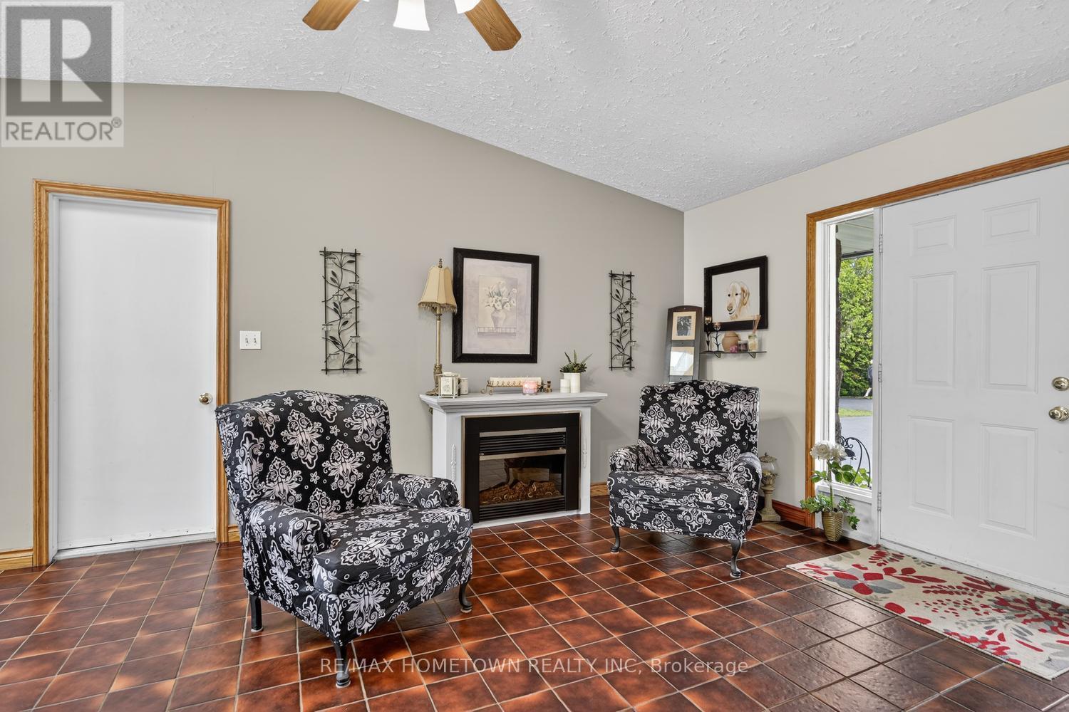 1599 County Rd 2 Road, Front Of Yonge, Ontario  K0E 1R0 - Photo 32 - X13224674