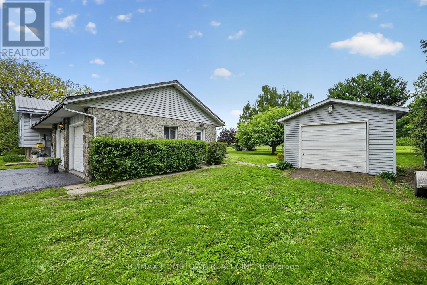 1599 County Rd 2 Road, Front Of Yonge, Ontario  K0E 1R0 - Photo 4 - X13224674