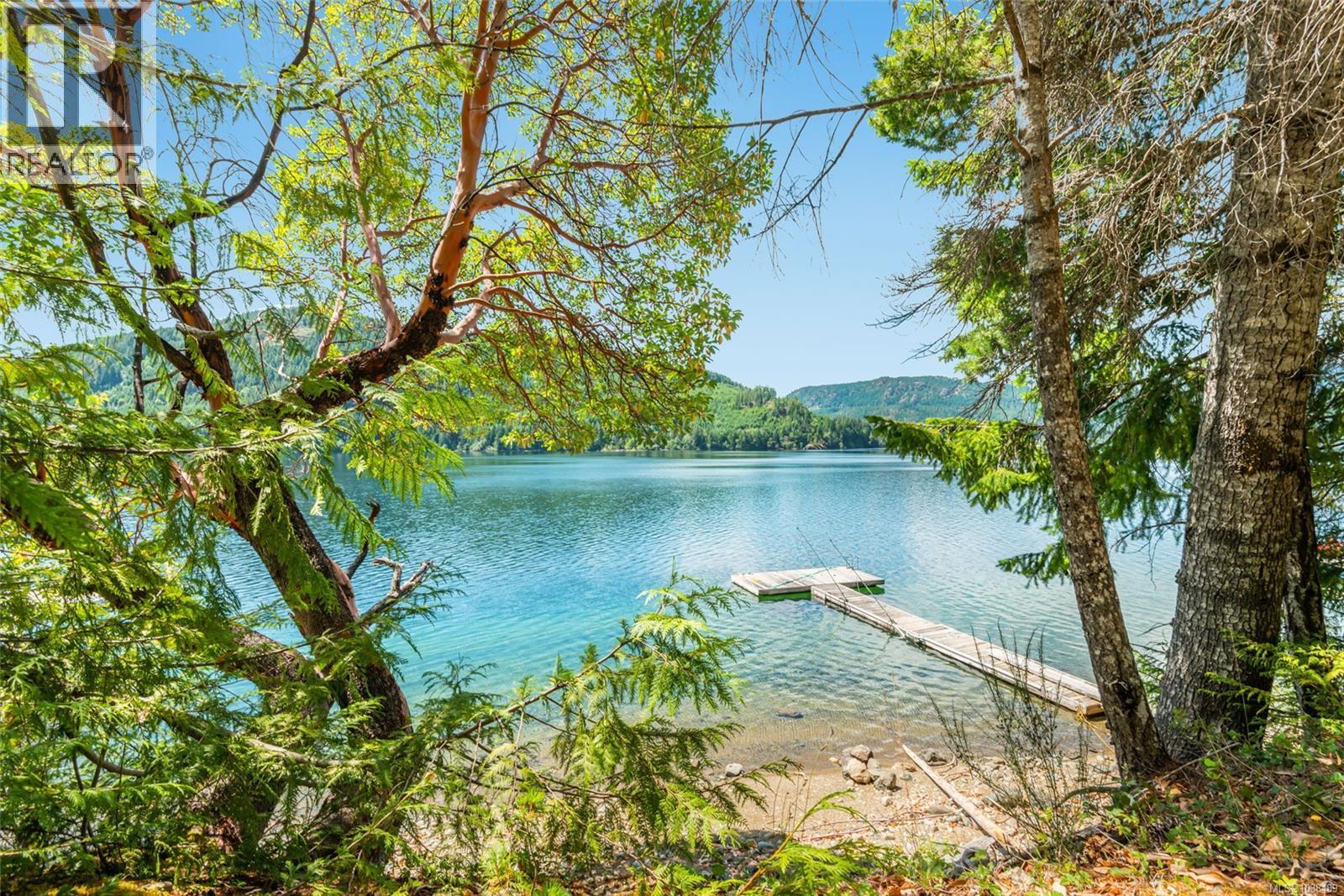 3696 Horne Lake Caves Rd, Qualicum Beach, British Columbia