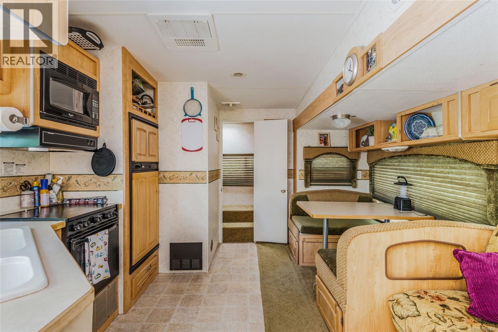 3696 Horne Lake Caves Rd, Qualicum Beach, British Columbia  V9K 2L7 - Photo 19 - 1038489