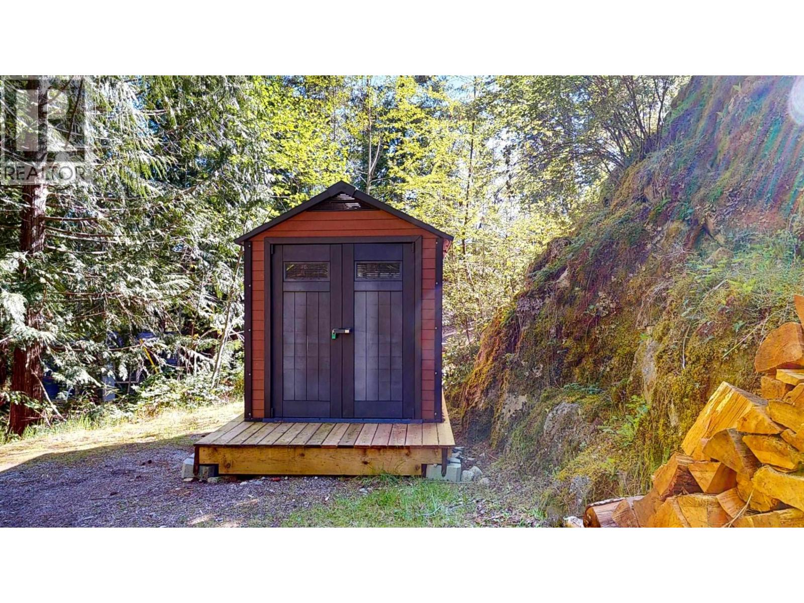13555 Lee Road, Garden Bay, British Columbia  V0N 1S1 - Photo 35 - R3130411