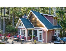 13555 LEE ROAD, Garden Bay, British Columbia