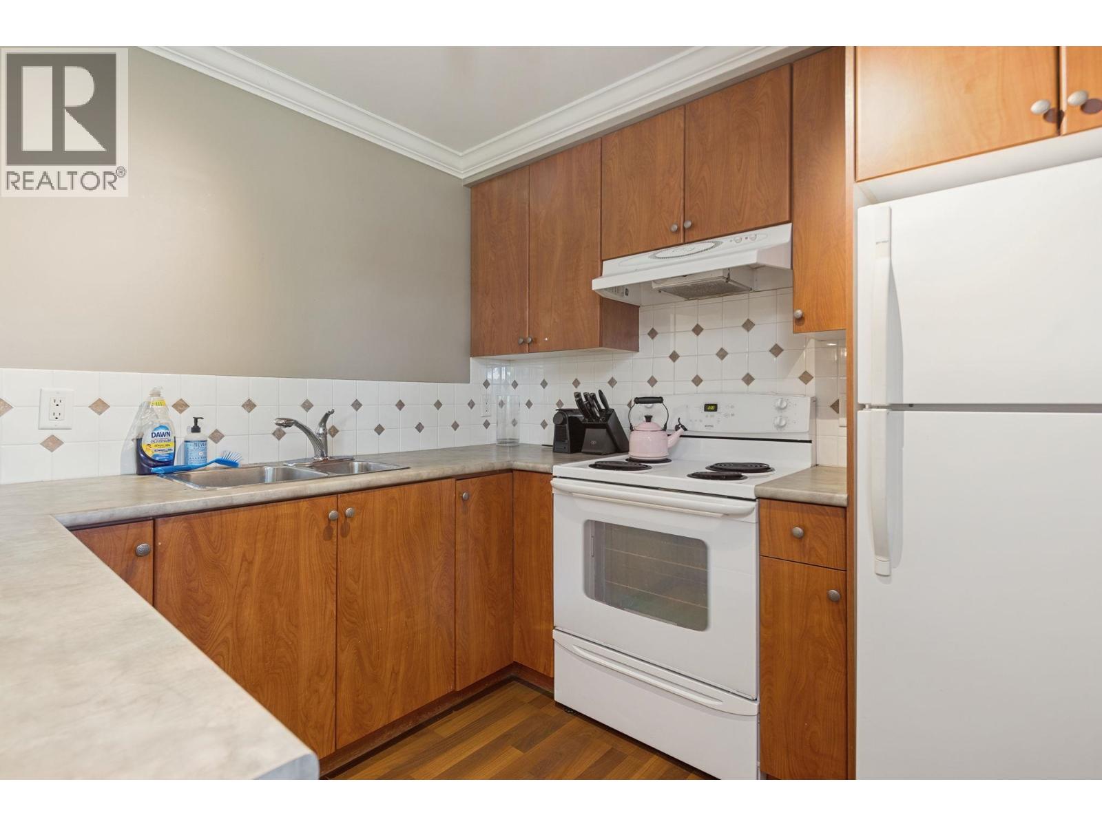 1225 Adderley Street, North Vancouver, British Columbia  V7L 1T6 - Photo 25 - R3130431