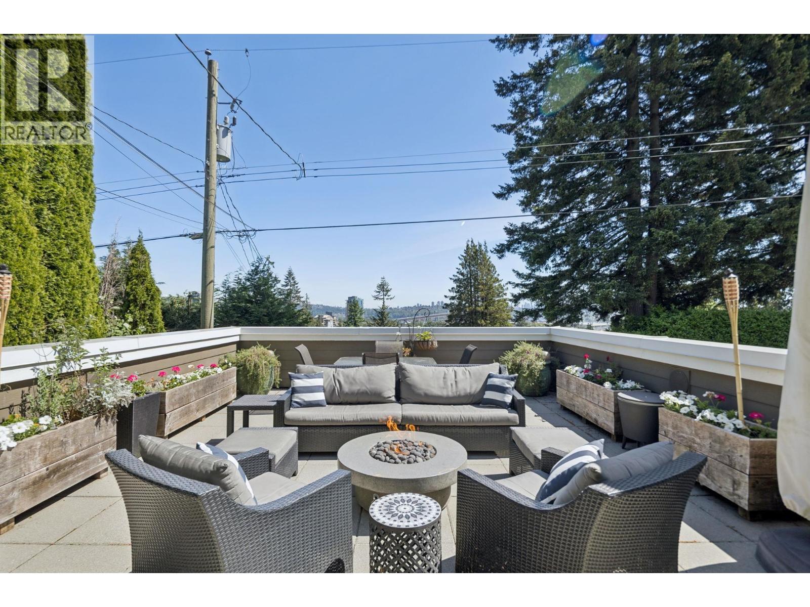 1225 Adderley Street, North Vancouver, British Columbia  V7L 1T6 - Photo 29 - R3130431