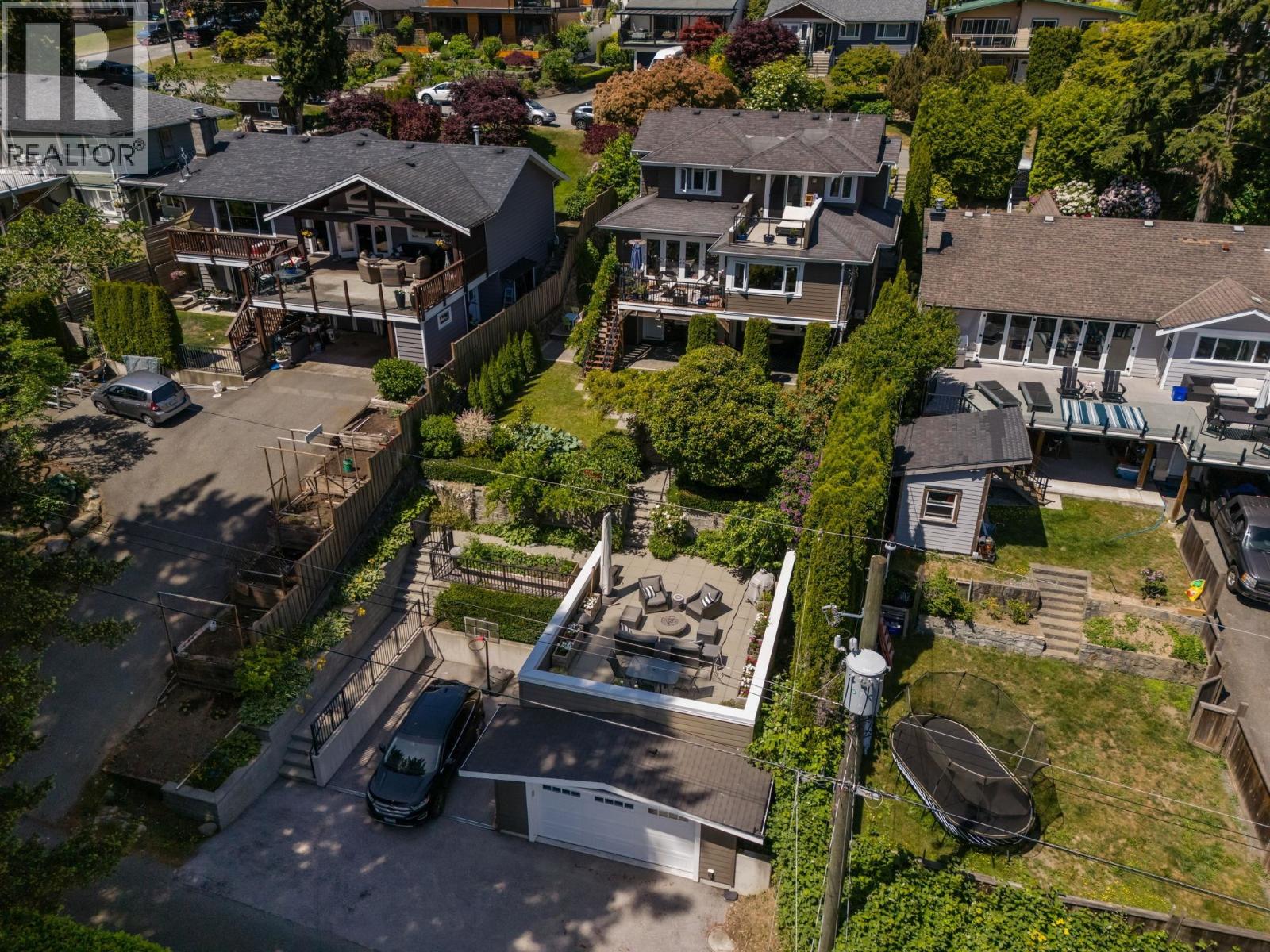 1225 Adderley Street, North Vancouver, British Columbia  V7L 1T6 - Photo 36 - R3130431