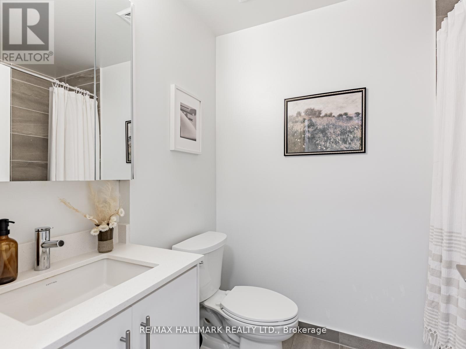 404 - 105 Oneida Crescent, Richmond Hill, Ontario  L4B 0H6 - Photo 13 - N13224538