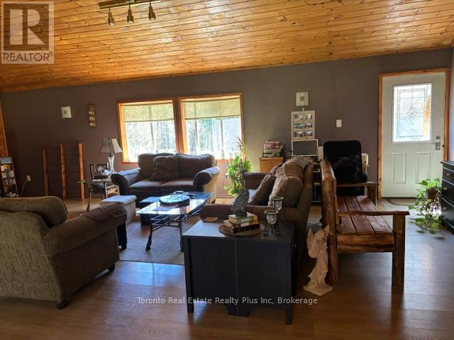 2028 Toggenberg Trail, Kirkland Lake, Ontario  P0K 1T0 - Photo 36 - T13224652