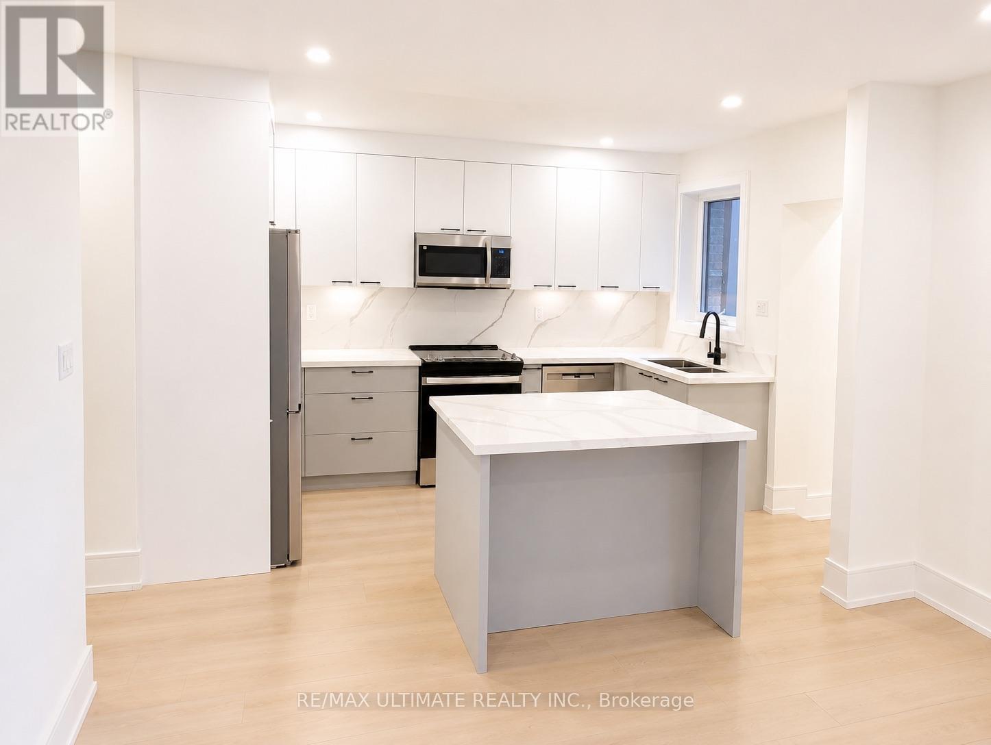 200 - 810 Bloor Street W, Toronto, Ontario  M6G 1L9 - Photo 2 - W13183182