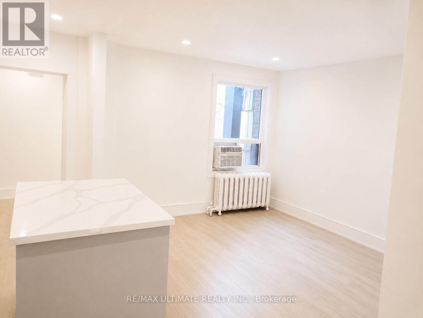 200 - 810 Bloor Street W, Toronto, Ontario  M6G 1L9 - Photo 3 - W13183182