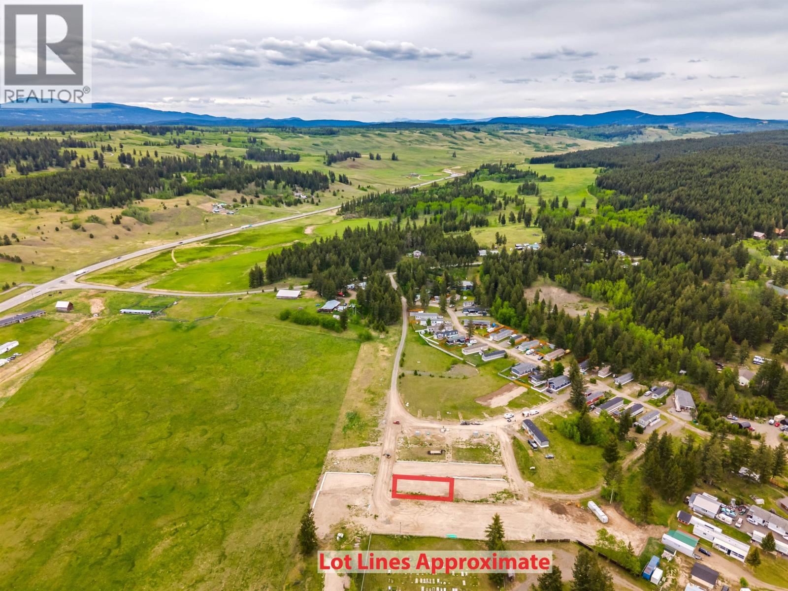 59 4072 Lac La Hache Station Road, Lac La Hache, British Columbia  V0K 1T1 - Photo 2 - R3130019
