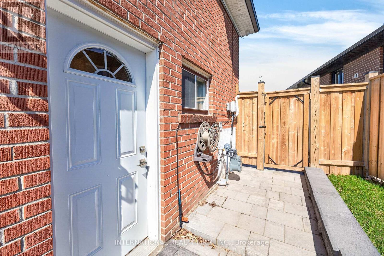 26 Dellbrook Crescent, Toronto, Ontario  M9L 1E2 - Photo 37 - W13224576