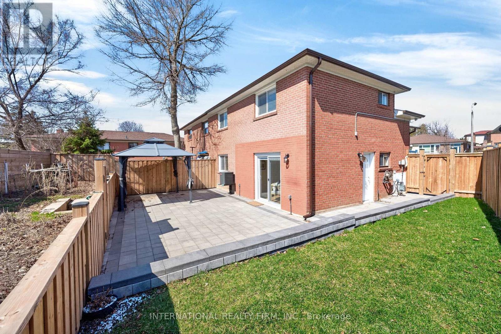 26 Dellbrook Crescent, Toronto, Ontario  M9L 1E2 - Photo 40 - W13224576