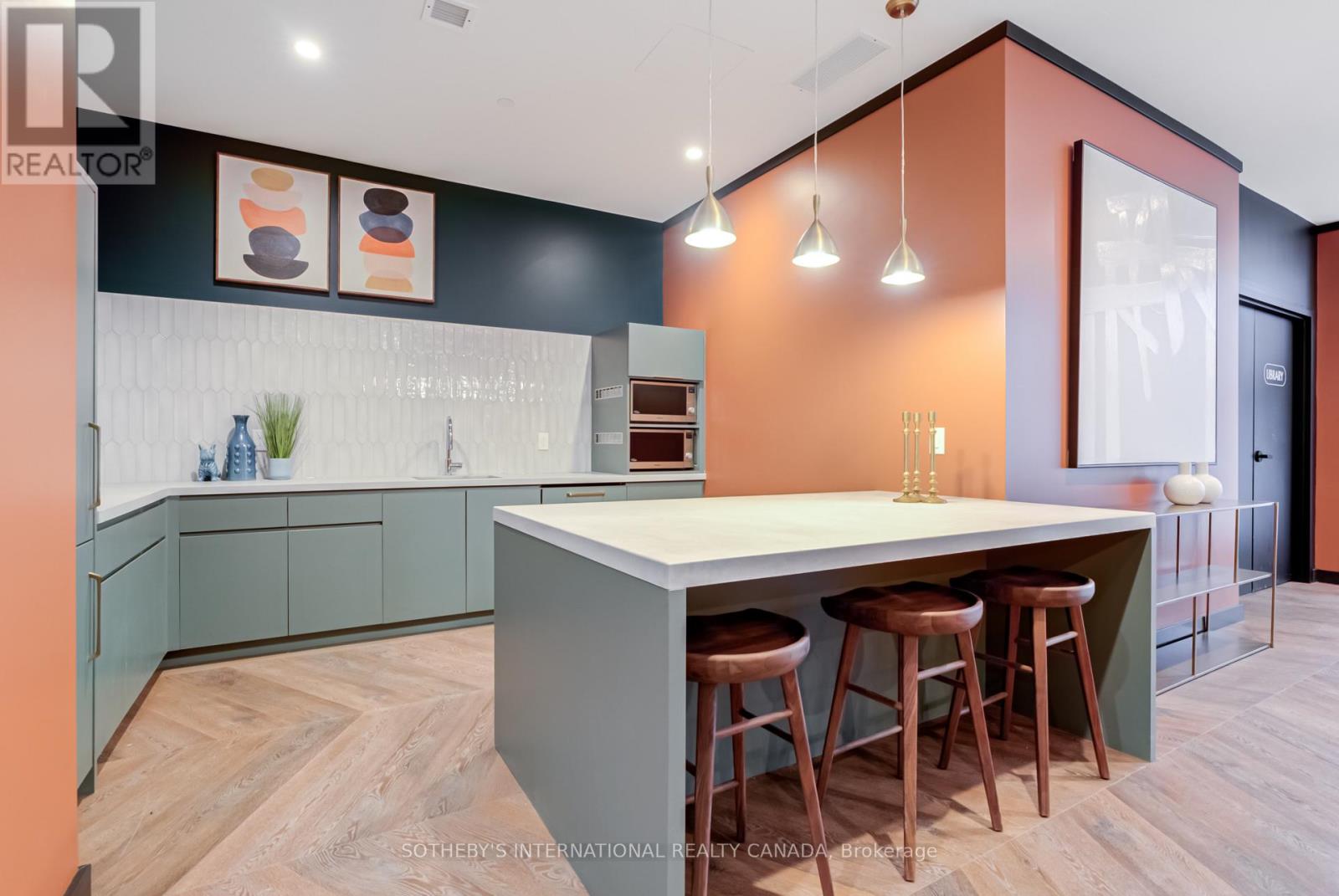 429 - 689 The Queensway, Toronto, Ontario  M8Y 1L1 - Photo 27 - W13224642