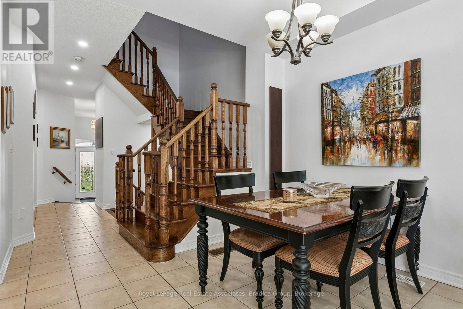 2376 Wasaga Drive, Oakville, Ontario  L6H 0B7 - Photo 12 - W13224676