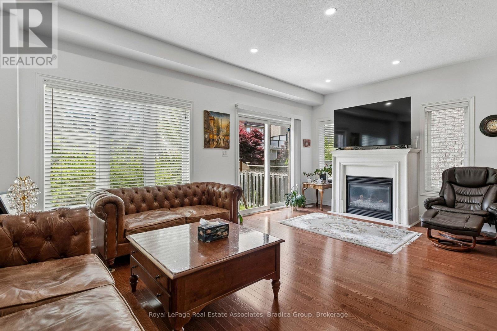 2376 Wasaga Drive, Oakville, Ontario  L6H 0B7 - Photo 14 - W13224676