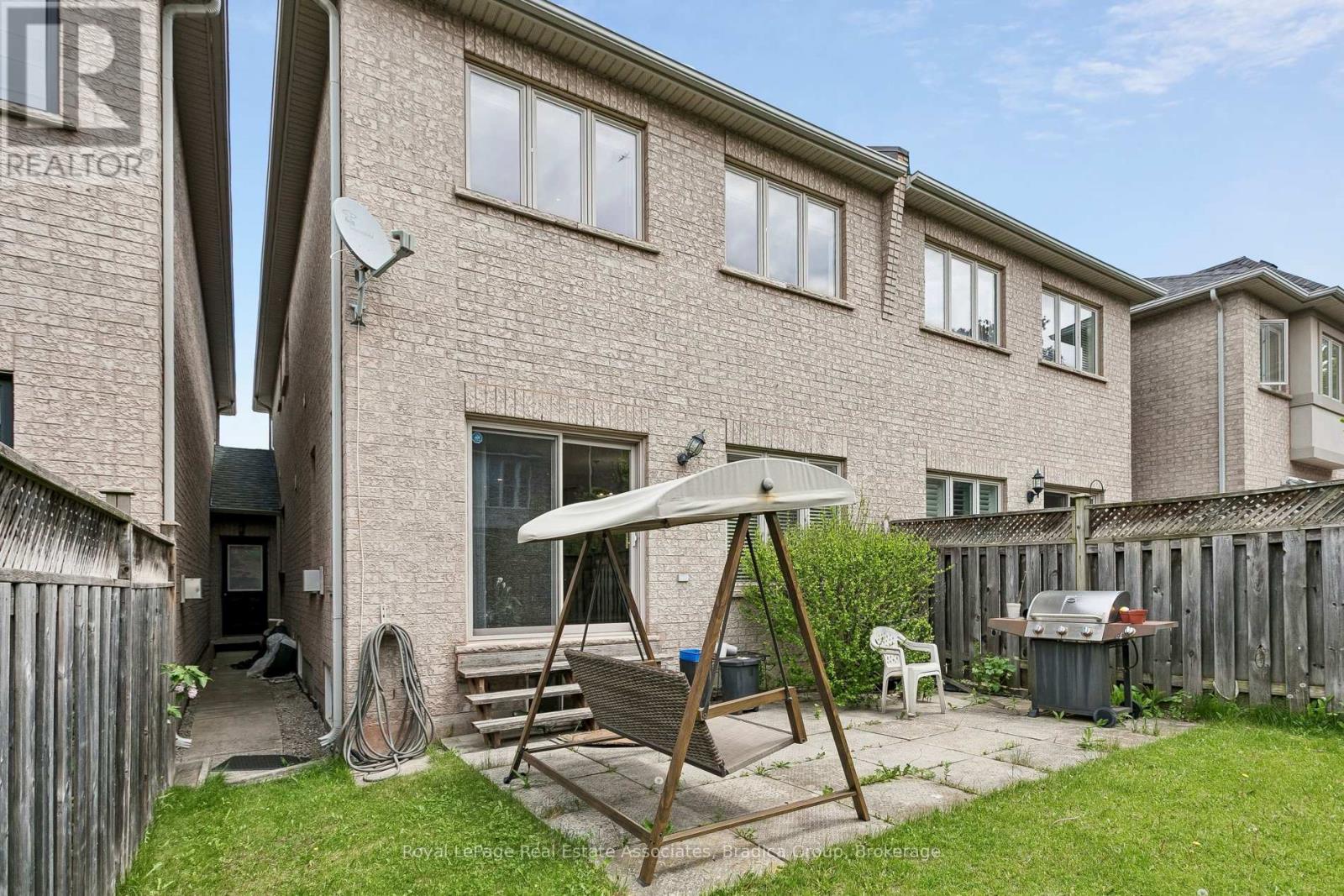 2376 Wasaga Drive, Oakville, Ontario  L6H 0B7 - Photo 24 - W13224676