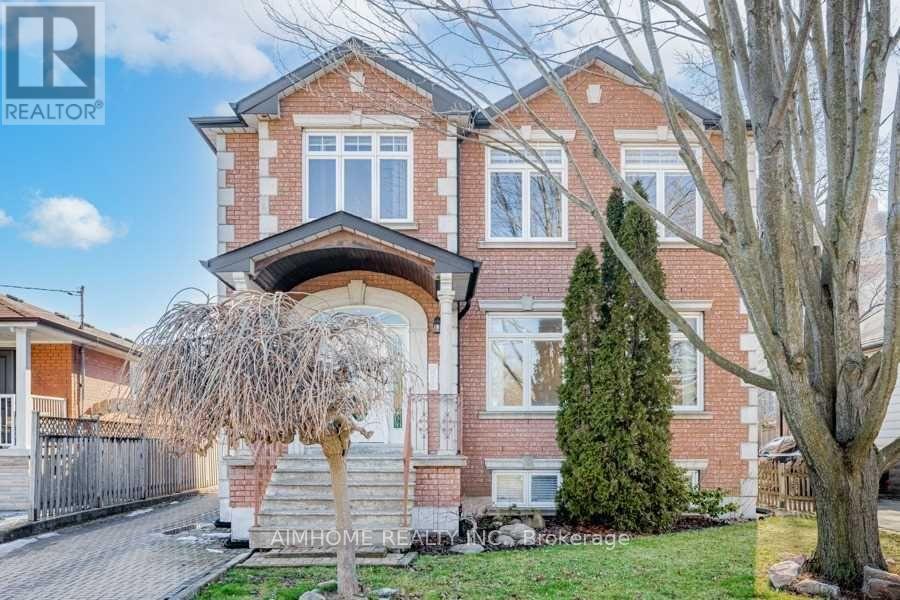 1081 Glencairn Avenue, Toronto, Ontario  M6B 2B1 - Photo 24 - W13224680