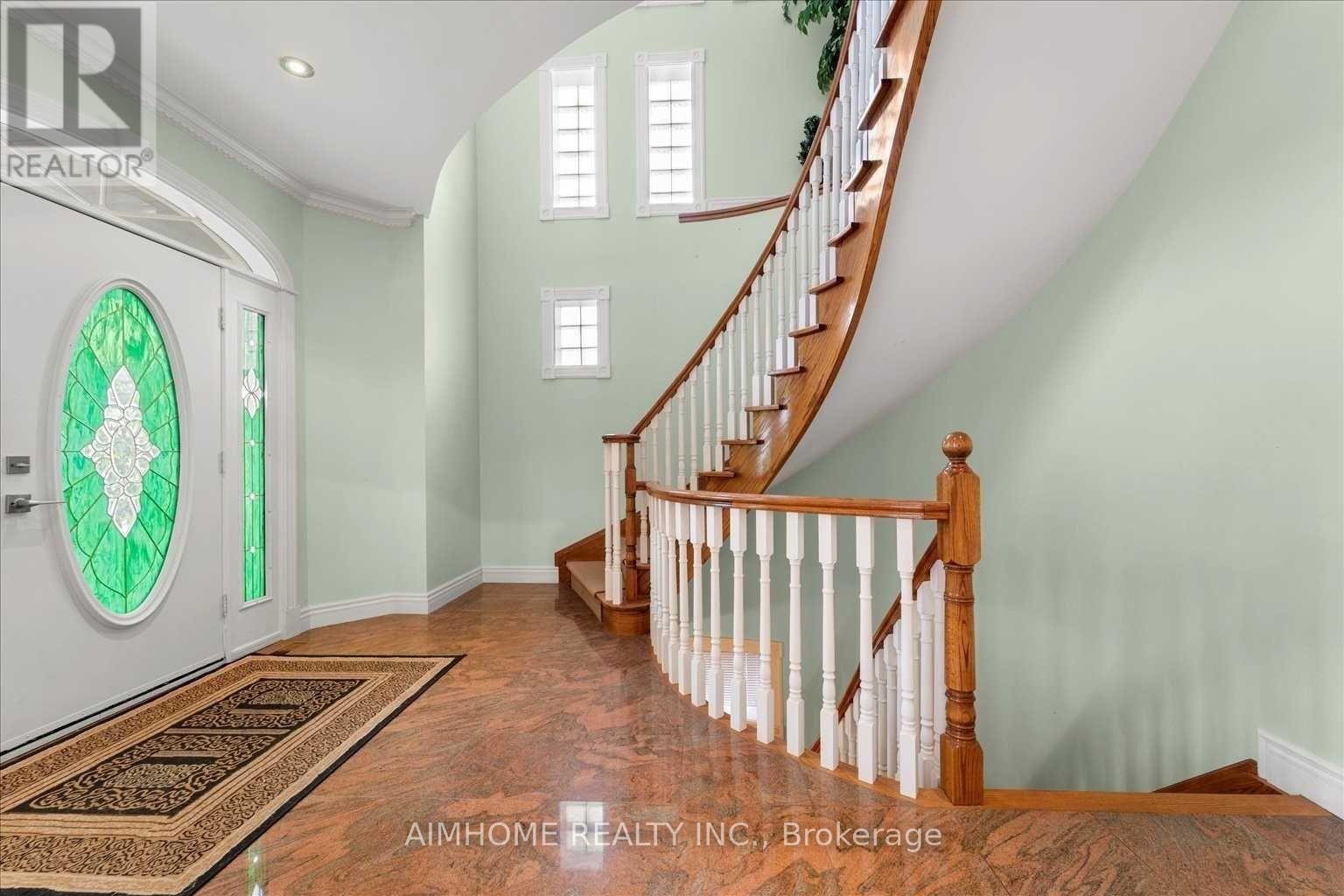 1081 Glencairn Avenue, Toronto, Ontario  M6B 2B1 - Photo 4 - W13224680