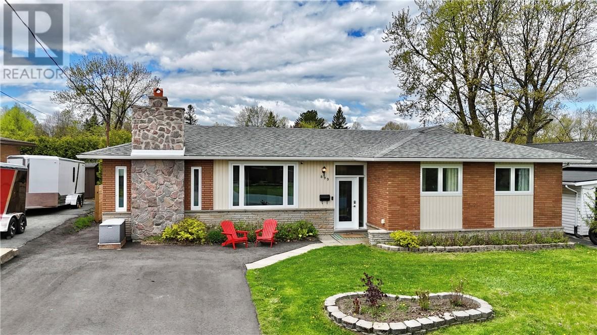 899 Vine, Sudbury, Ontario  P3A 3P8 - Photo 1 - 2128221