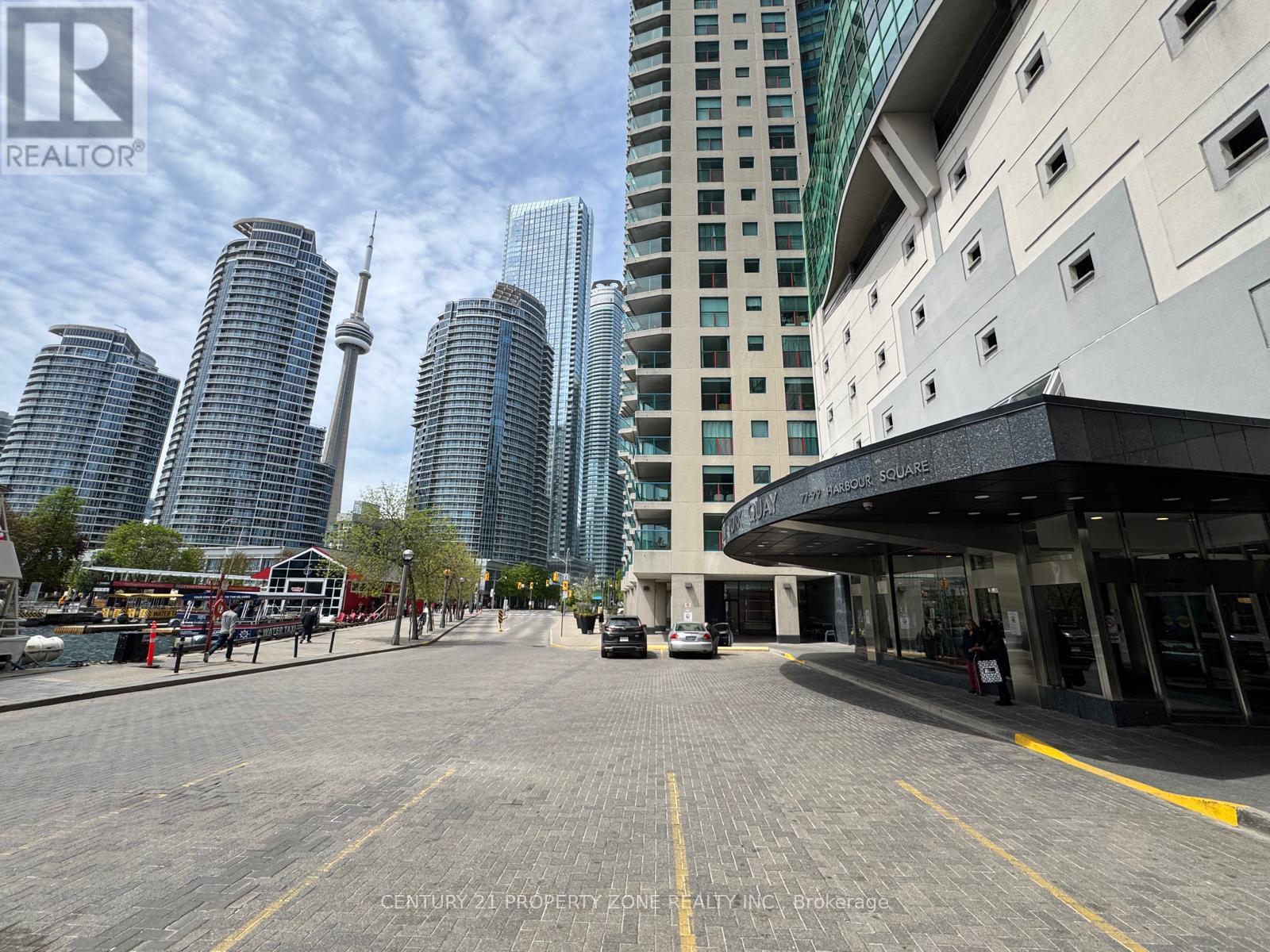 2105 - 77 Harbour Square, Toronto, Ontario  M5J 2S2 - Photo 26 - C13219704