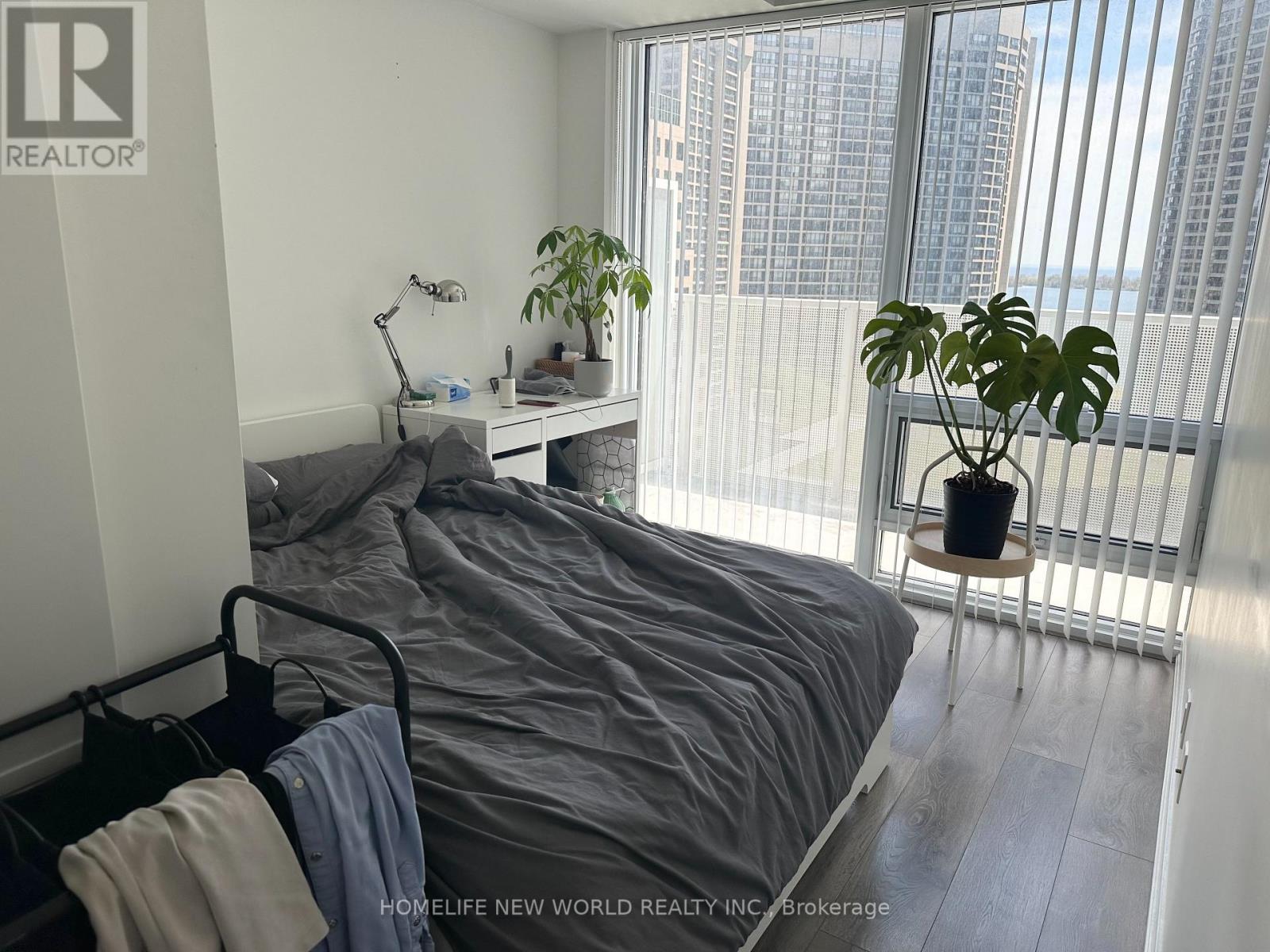 1610 - 88 Harbour Street, Toronto, Ontario  M5J 0C3 - Photo 7 - C13219658