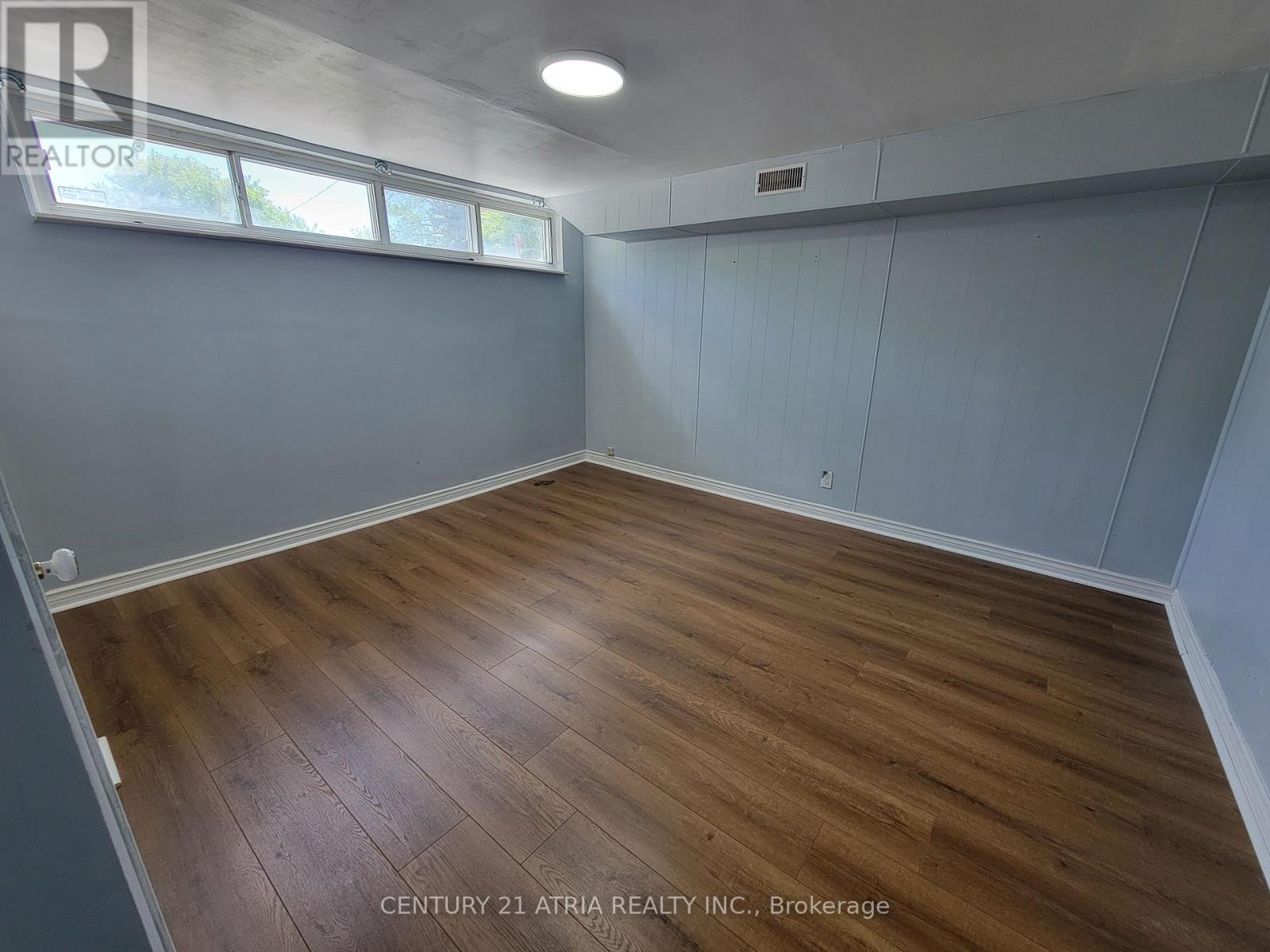Basement - 339 Taylor Mills Drive N, Richmond Hill, Ontario  L4C 2T8 - Photo 12 - N13221888