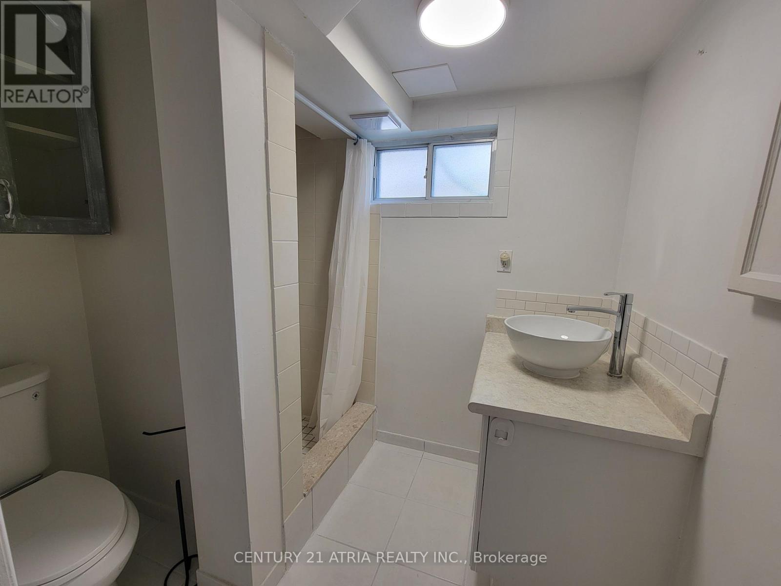 Basement - 339 Taylor Mills Drive N, Richmond Hill, Ontario  L4C 2T8 - Photo 8 - N13221888