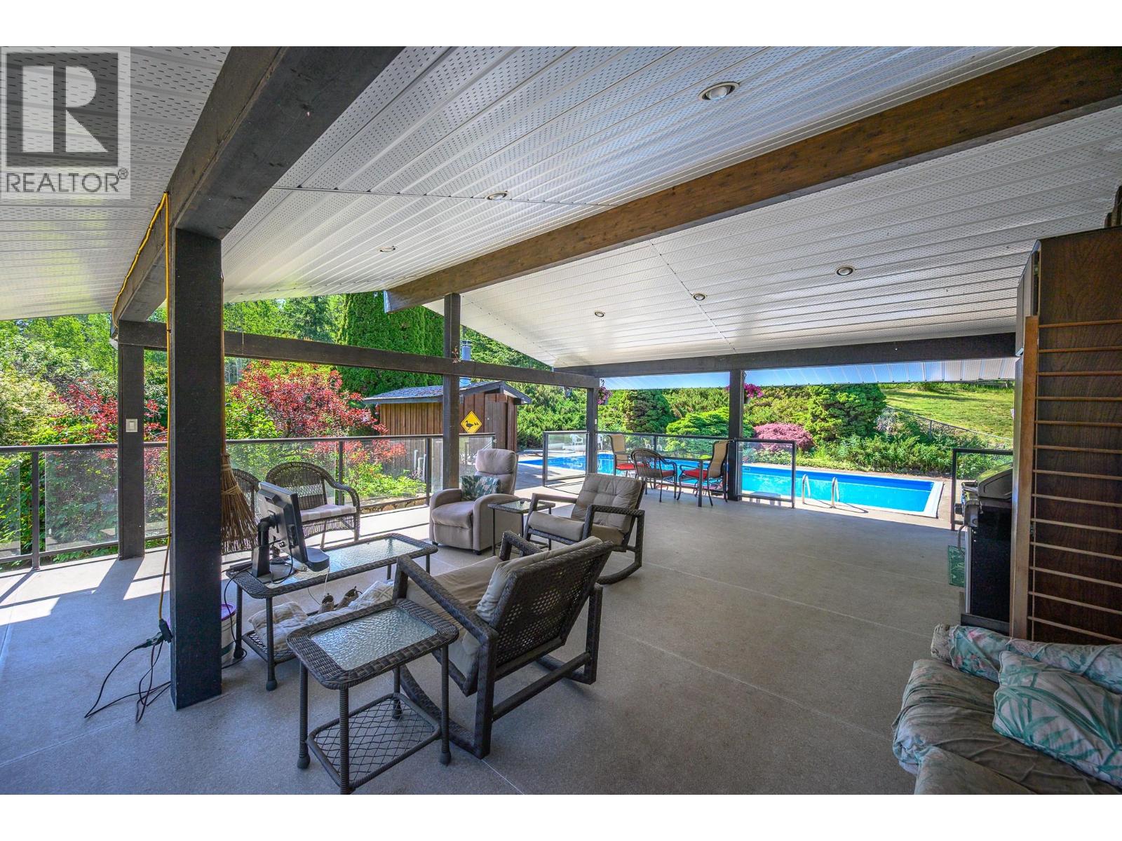 5860 Learmouth Road, Lavington, British Columbia  V1B 3E6 - Photo 55 - 10374014