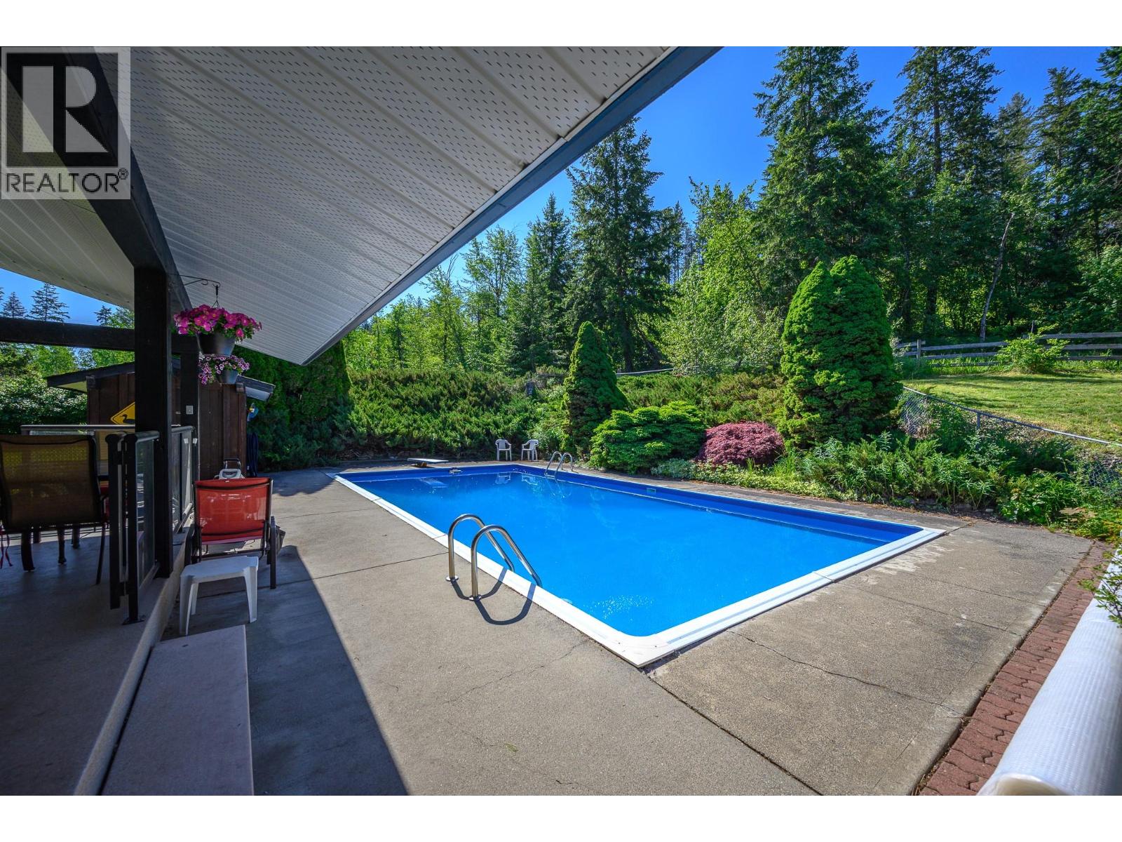 5860 Learmouth Road, Lavington, British Columbia  V1B 3E6 - Photo 50 - 10374014
