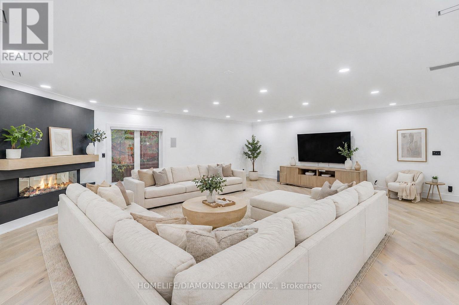 47 Ridge Point Drive, St. Catharines, Ontario  L2T 2S8 - Photo 6 - X13224582
