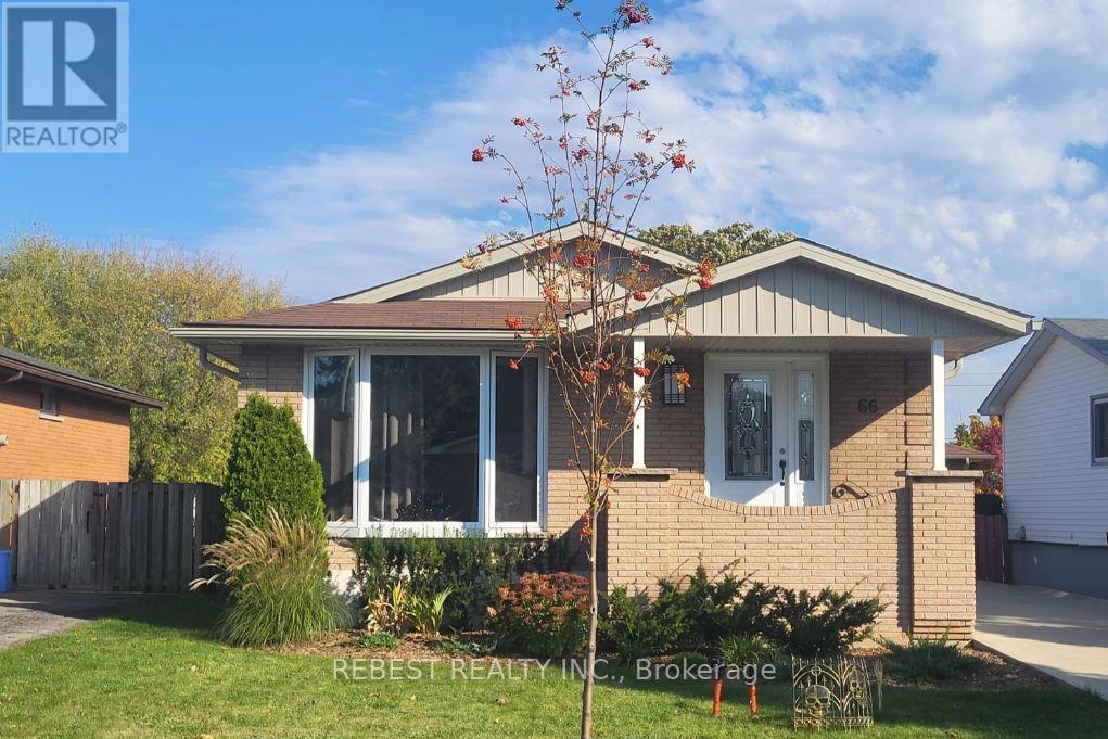 66 DARLINGTON DRIVE, Hamilton, Ontario