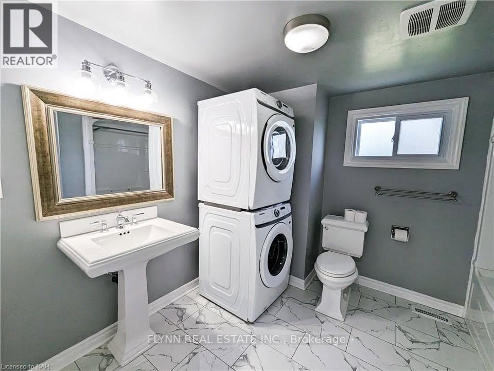 Main - 7087 Centennial Street, Niagara Falls, Ontario  L2G 2Z2 - Photo 20 - X13224616