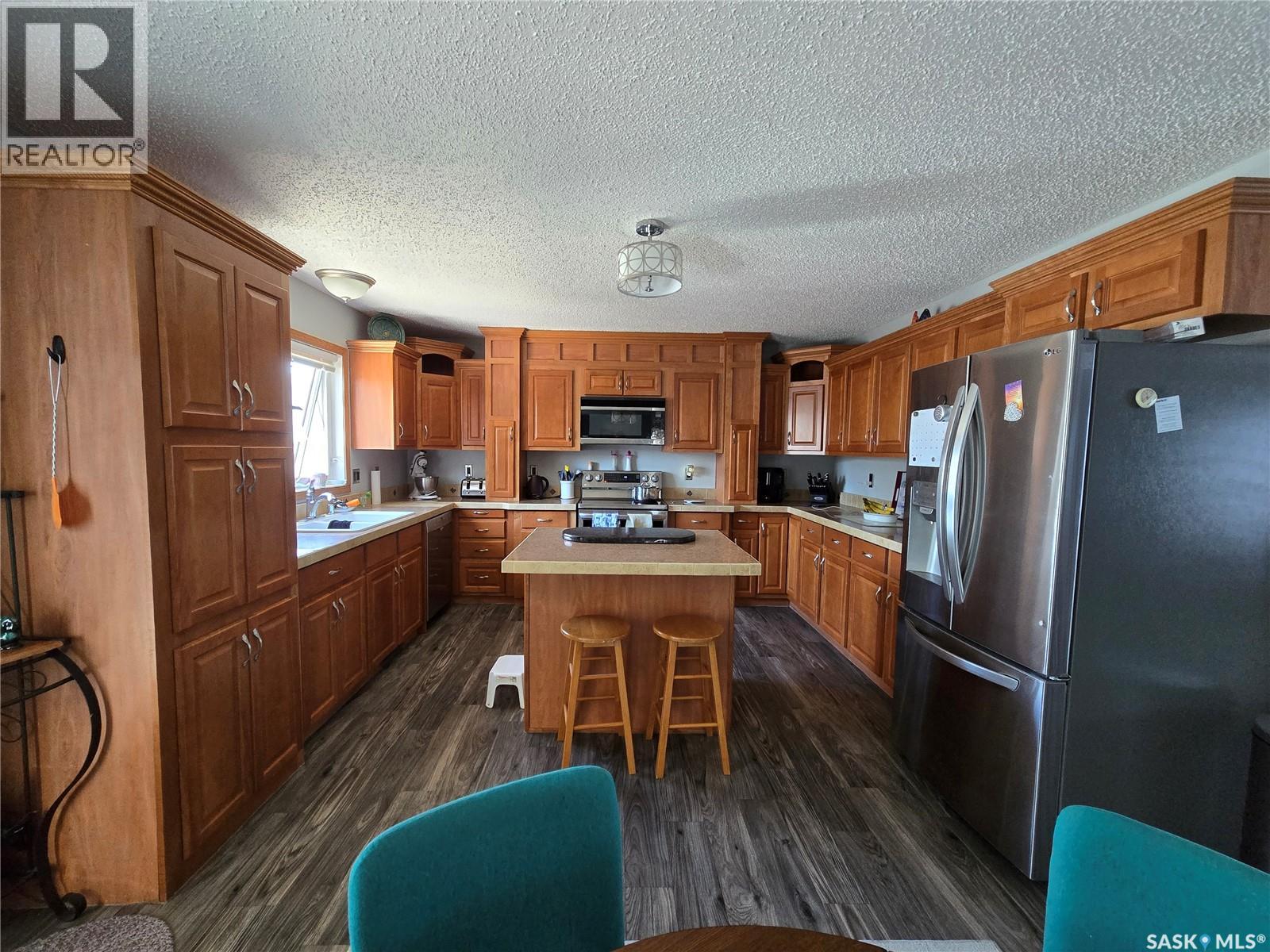 94 Prairie Sun Court, Swift Current, Saskatchewan  S9H 3X6 - Photo 4 - SK037836