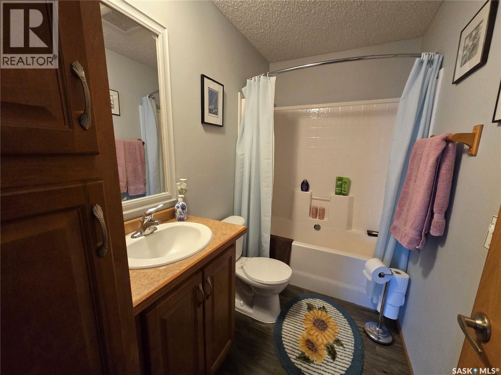 94 Prairie Sun Court, Swift Current, Saskatchewan  S9H 3X6 - Photo 8 - SK037836