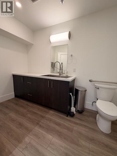 2110 Matrix Crescent Unit# 2 Kelowna Photo 2