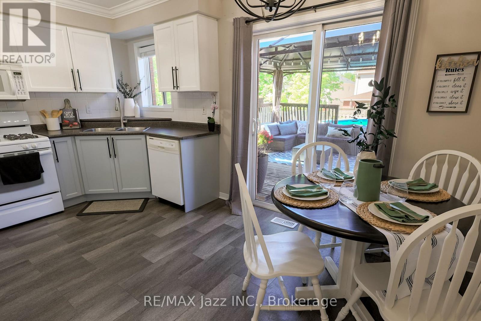 104 Calwell Drive, Scugog, Ontario  L9L 1T7 - Photo 7 - E13224850