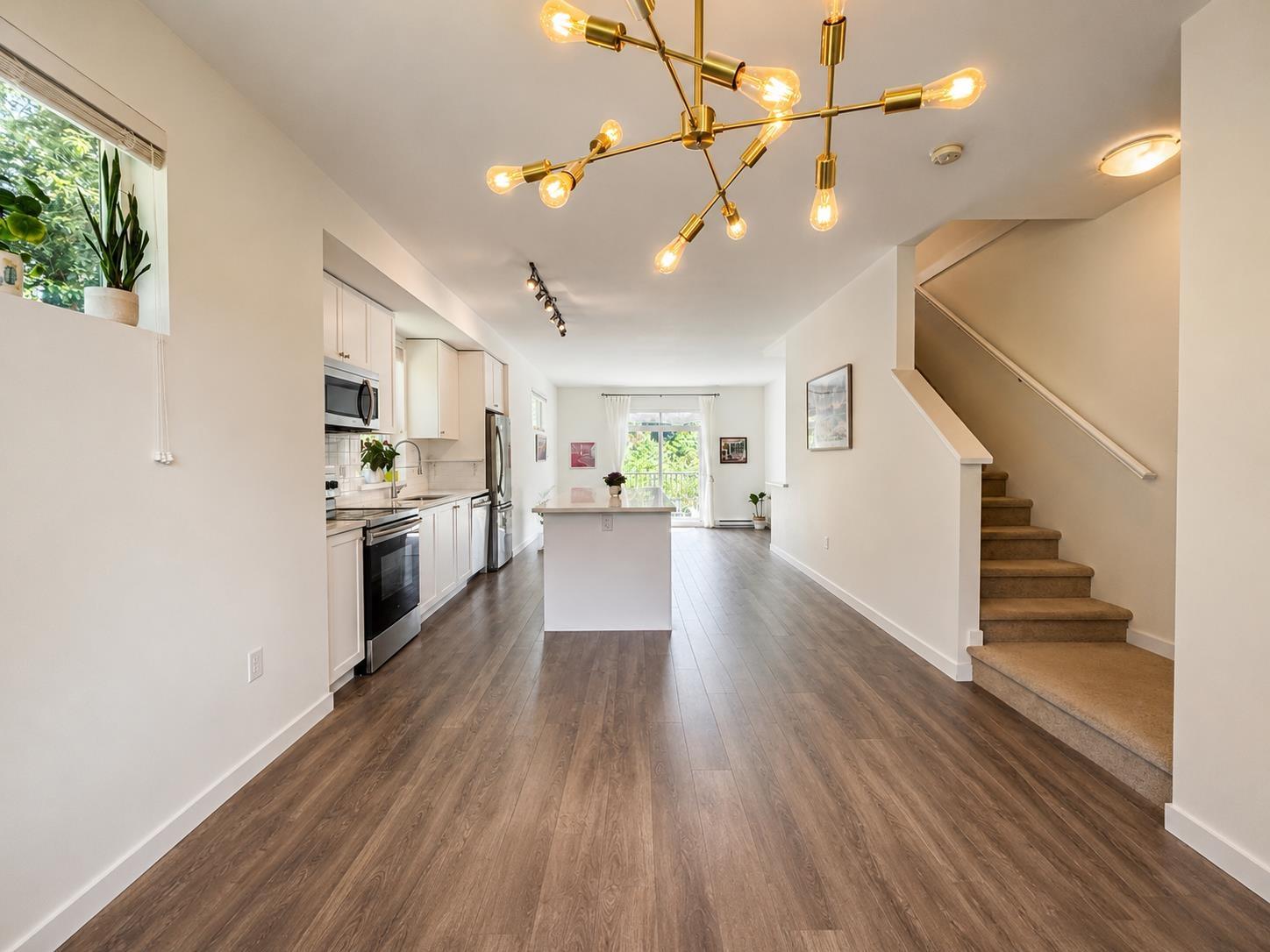 94 8168 136a Street, Surrey, British Columbia  V3W 2Z6 - Photo 7 - R3130395