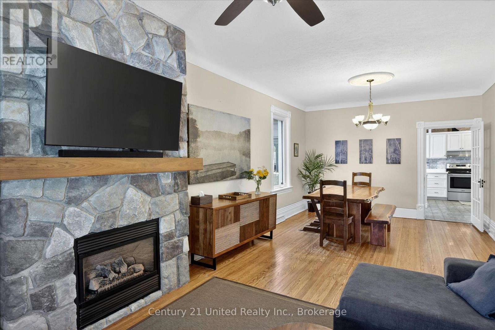 587 Gilmour Street, Peterborough, Ontario  K9H 2K3 - Photo 9 - X13224738