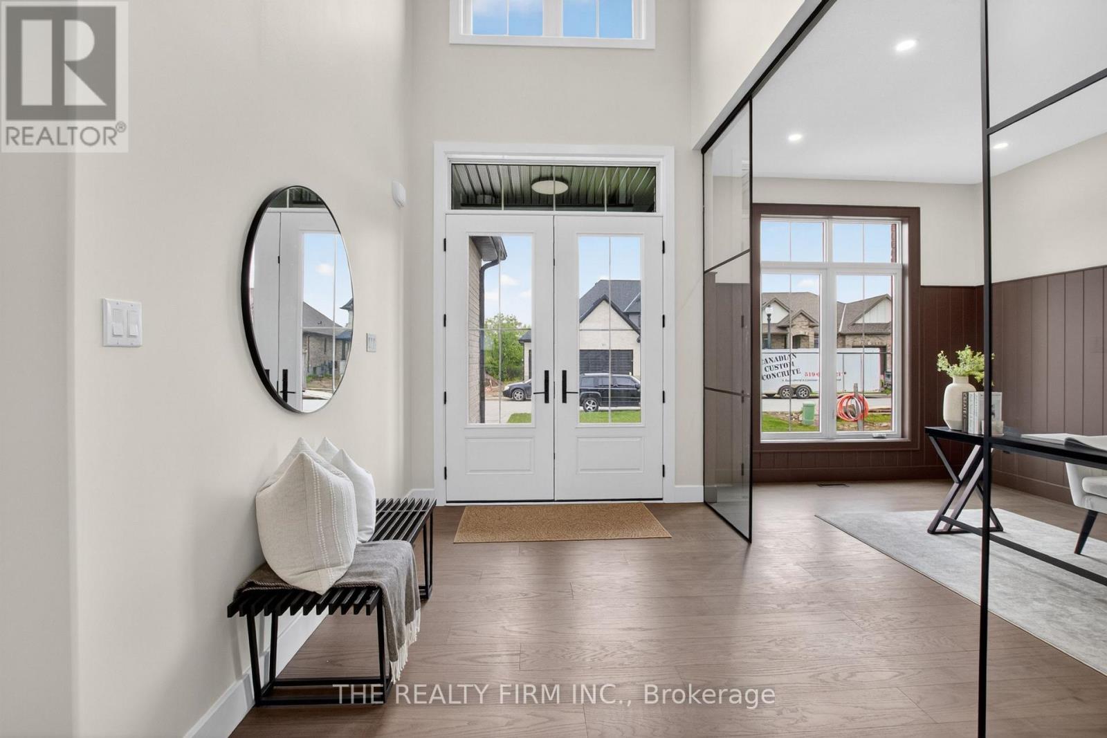 258 Harvest Lane, Thames Centre, Ontario  N0L 1G2 - Photo 4 - X13224702