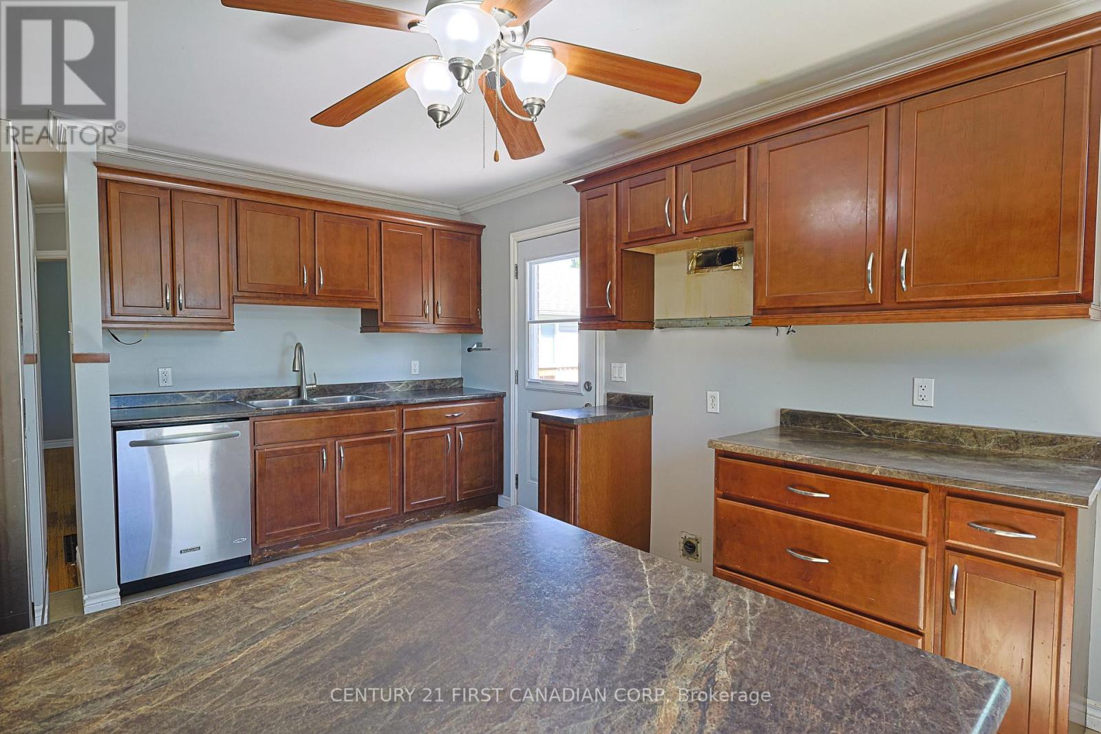 1218 Hamilton Road, London East, Ontario  N5W 1A9 - Photo 11 - X13224736
