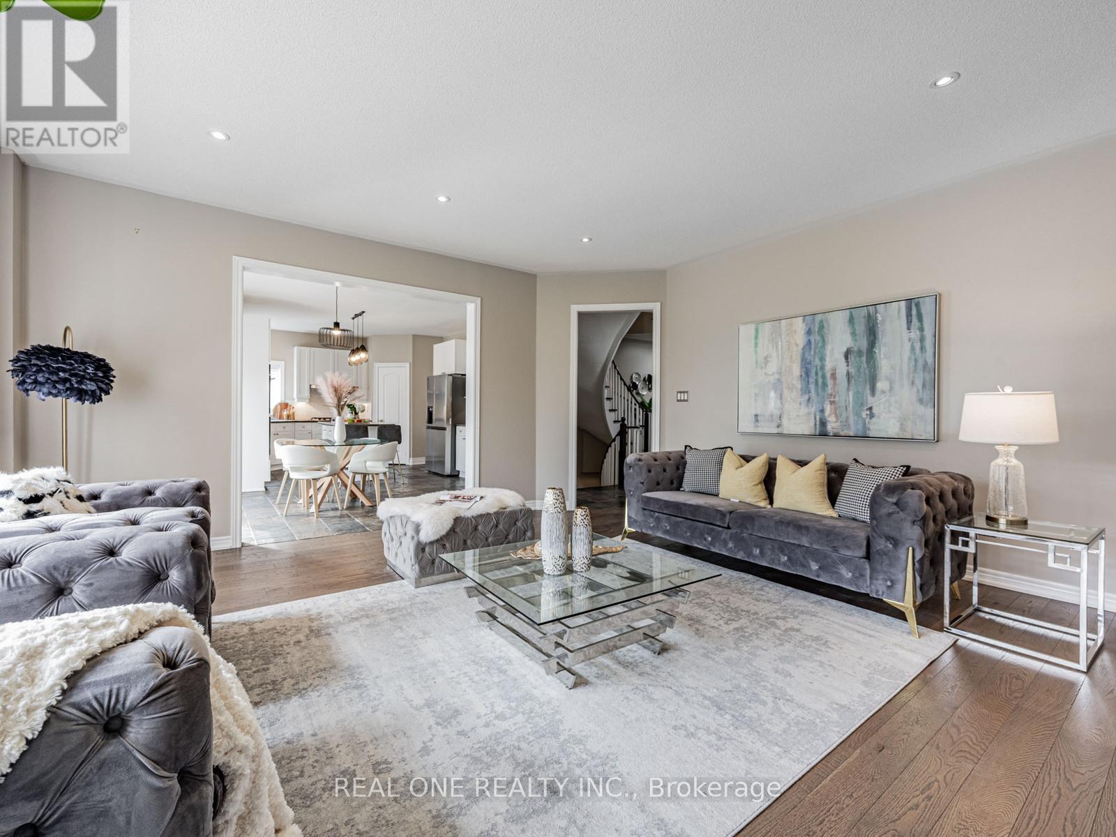 51 Hanson Crescent, Whitby, Ontario  L1M 2K9 - Photo 17 - E12930982