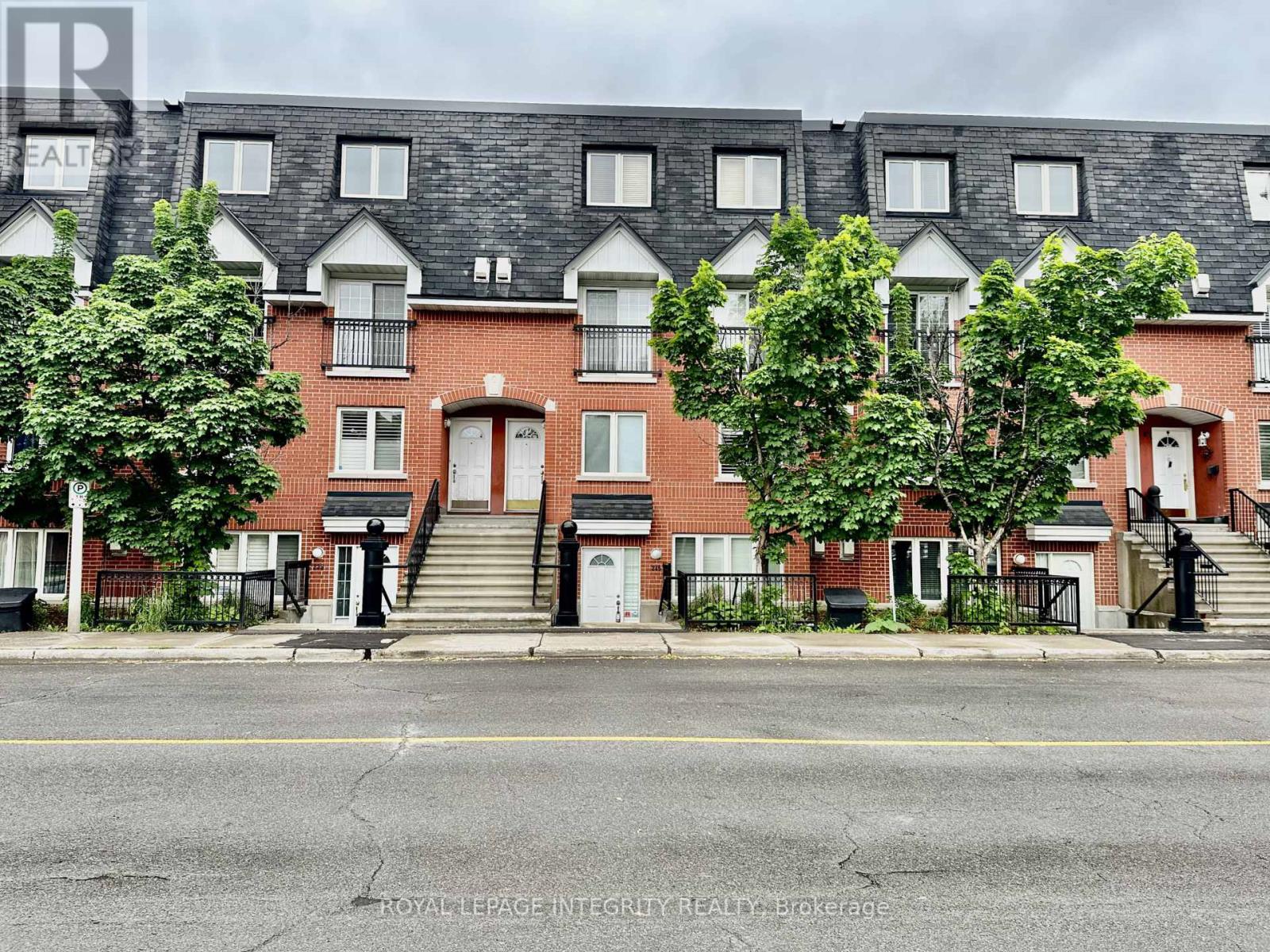 4 - 245 CUMBERLAND STREET, Ottawa, Ontario