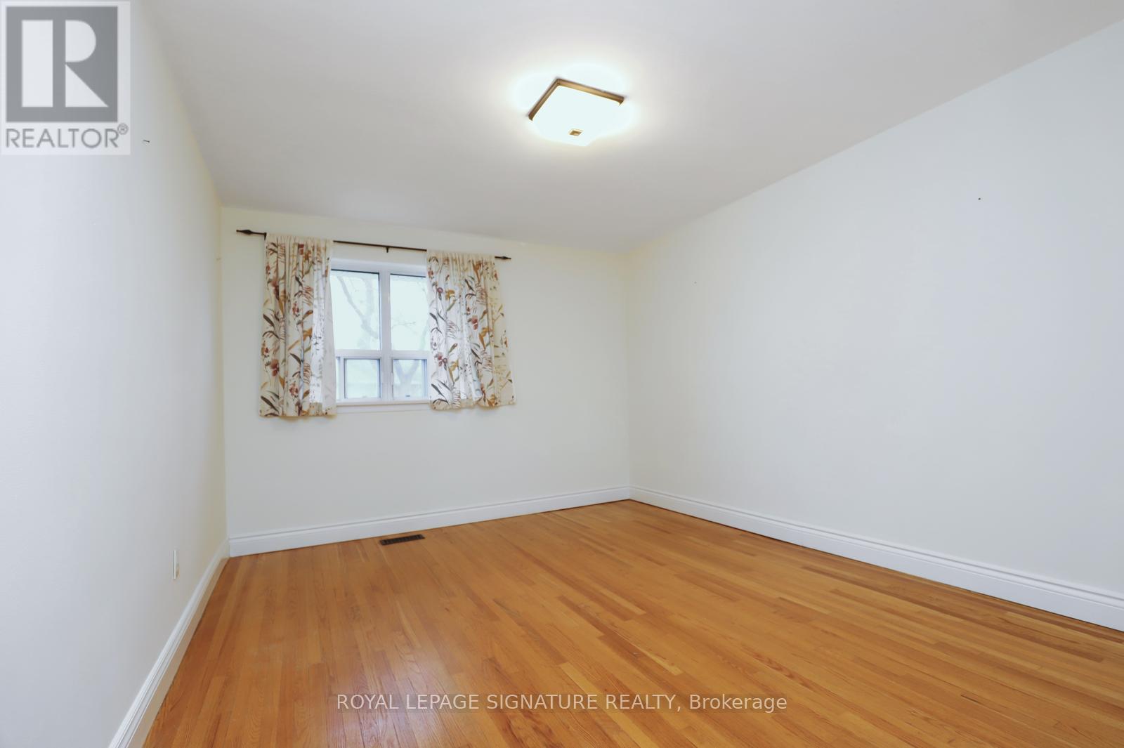 20 - 160 Carsbrooke Road, Toronto, Ontario  M9C 1G9 - Photo 31 - W12849842