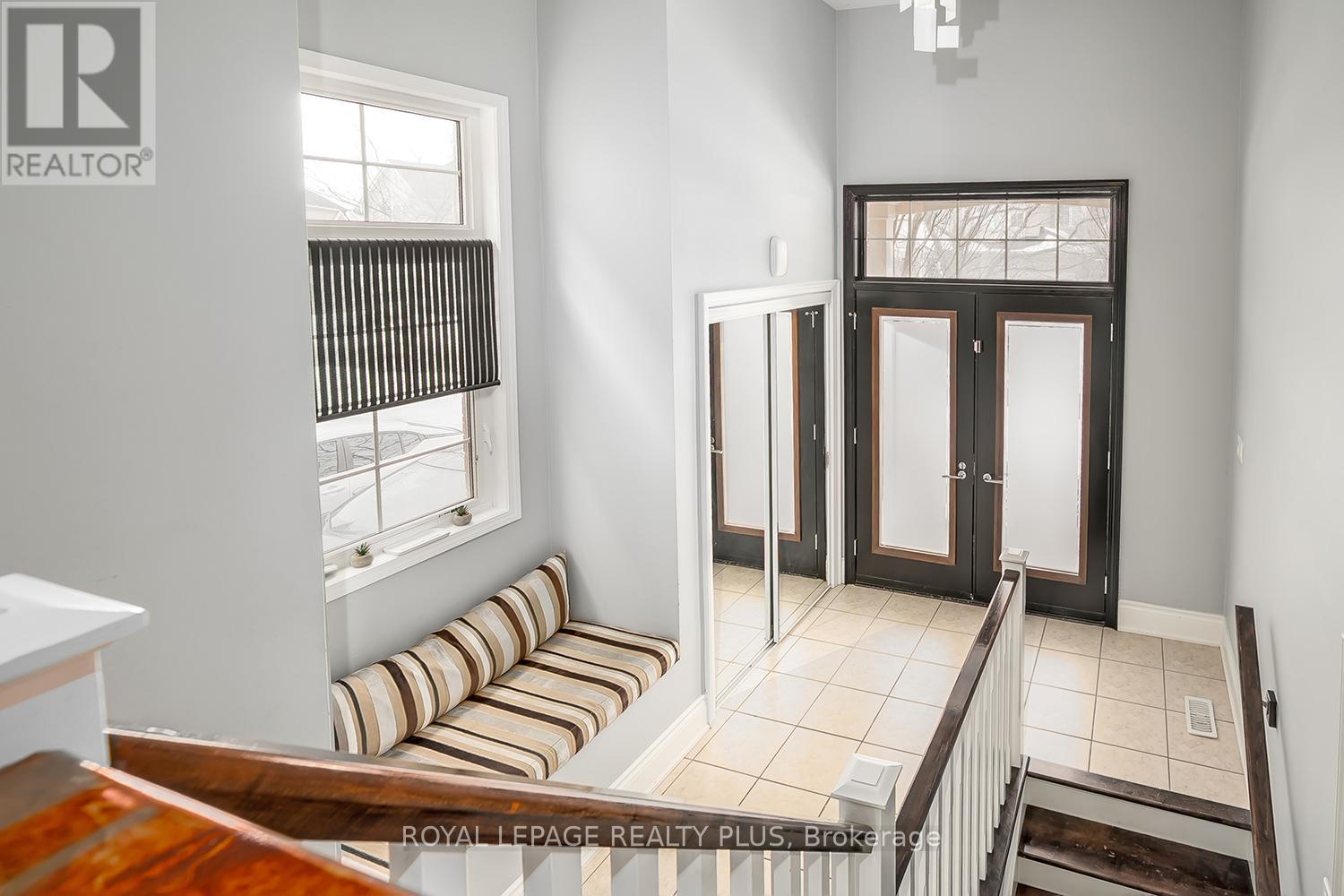 329 Tonelli Lane, Milton, Ontario  L9T 0N8 - Photo 4 - W13059860