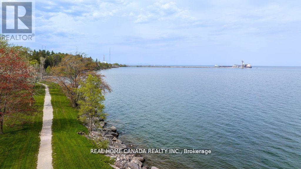 82 Arkendo Drive, Oakville, Ontario  L6J 5T9 - Photo 32 - W13066166