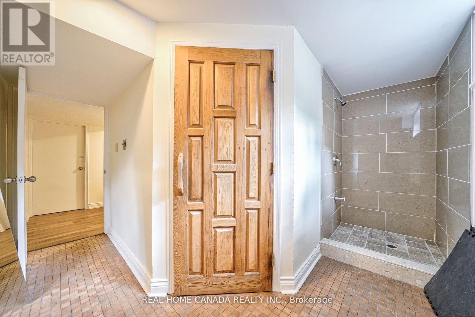 82 Arkendo Drive, Oakville, Ontario  L6J 5T9 - Photo 28 - W13066166
