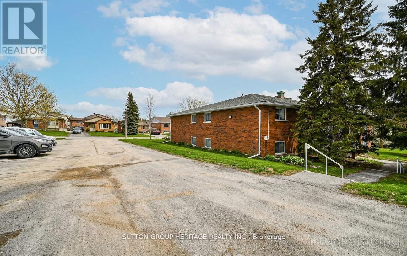 102 - 2418 Mountland Drive, Peterborough, Ontario  K9K 2E2 - Photo 12 - X12911336