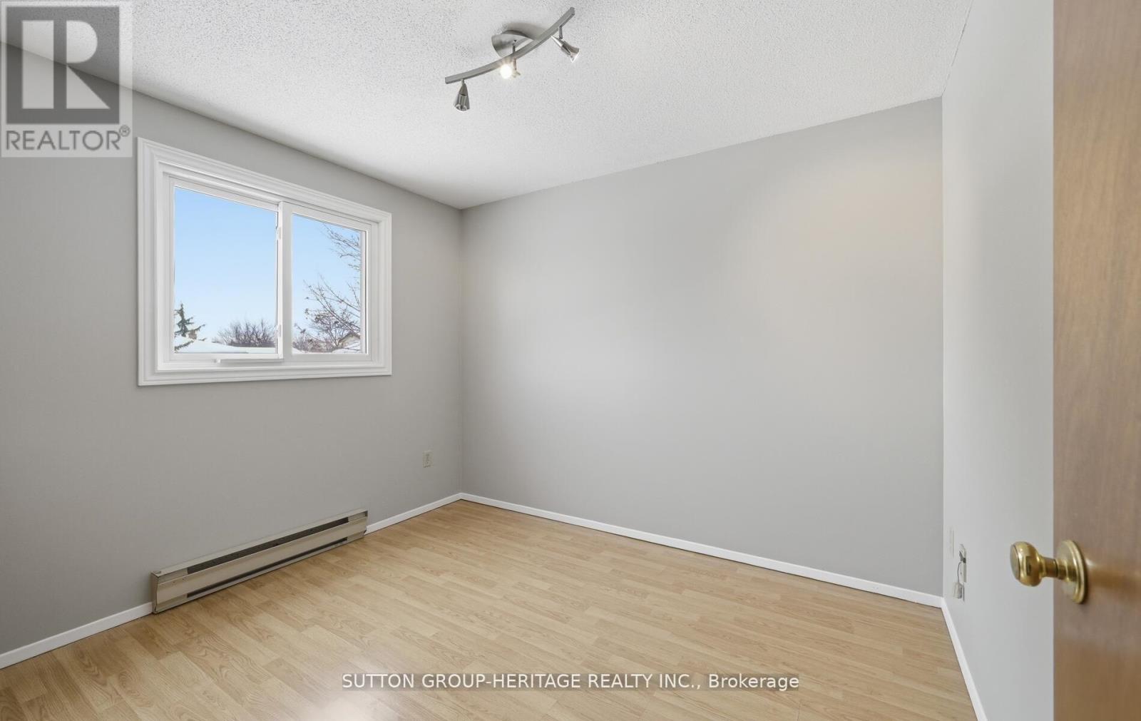 102 - 2418 Mountland Drive, Peterborough, Ontario  K9K 2E2 - Photo 18 - X12911336