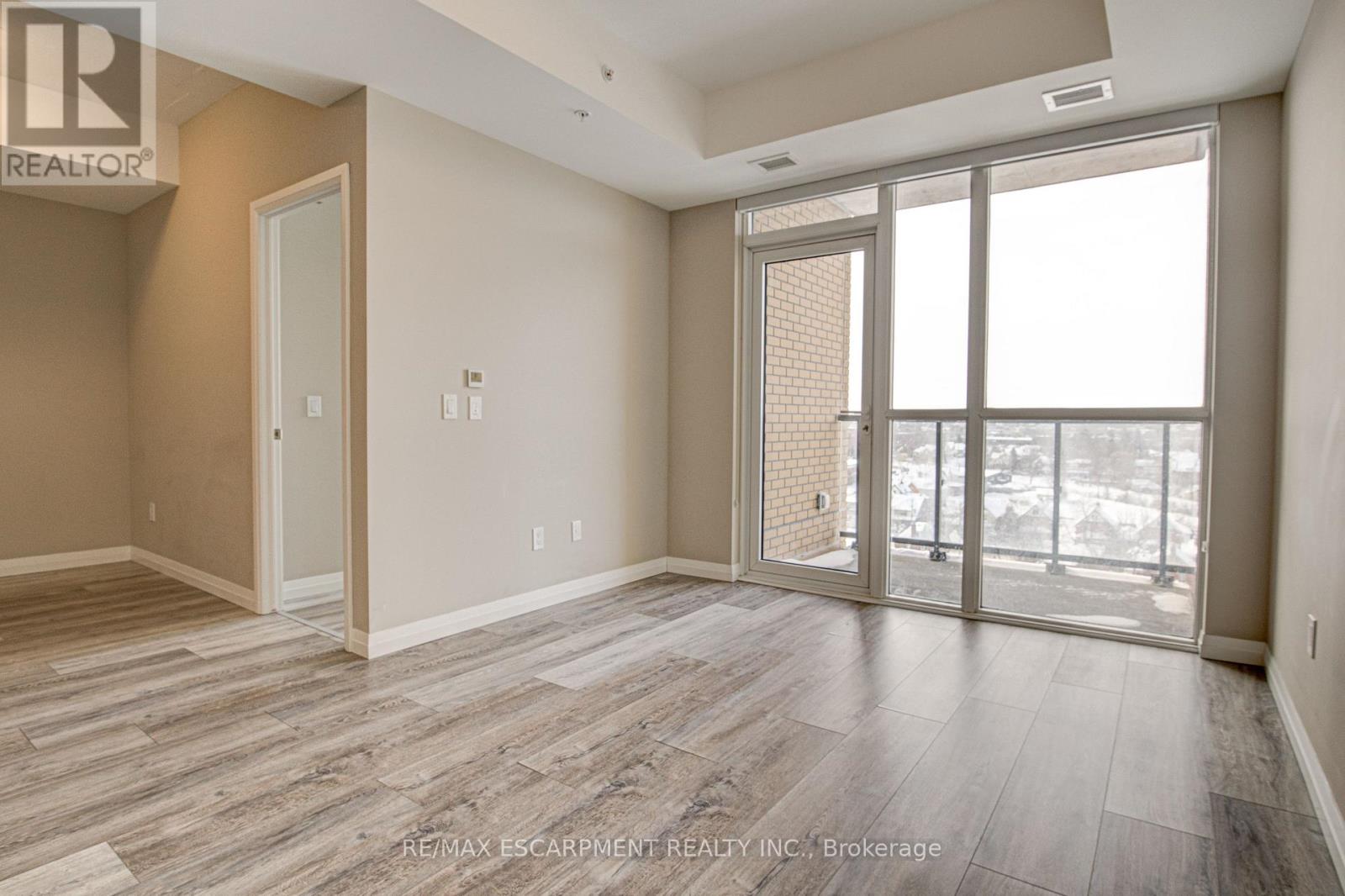 1007 - 108 Garment Street, Kitchener, Ontario  N2G 0E2 - Photo 15 - X12749814