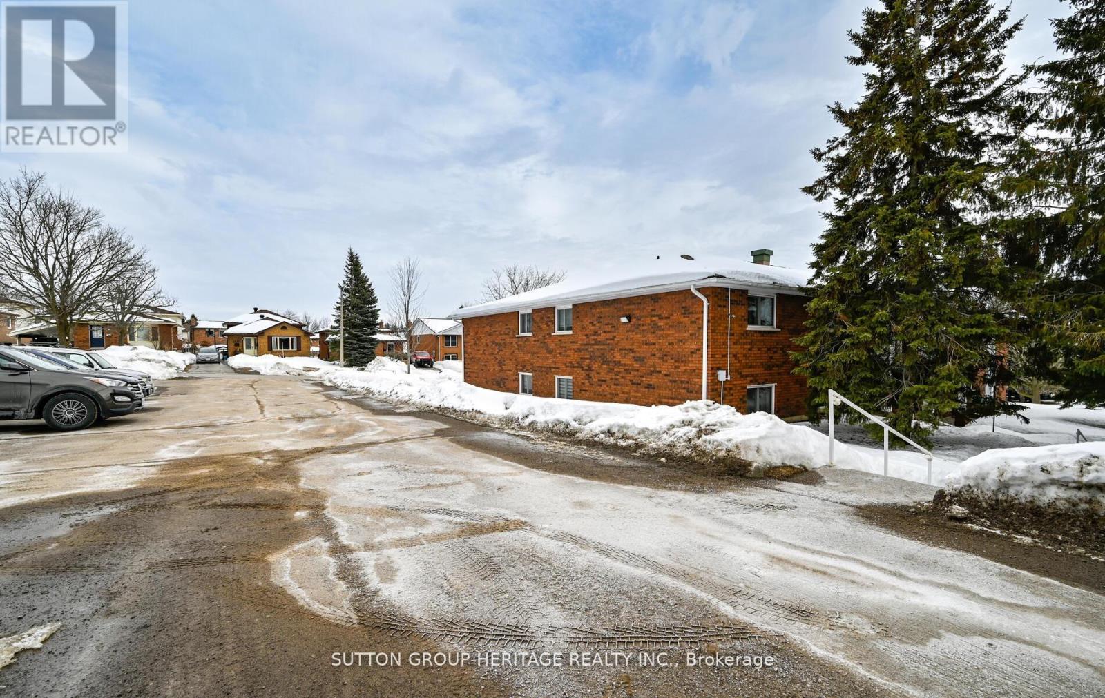 102 - 2418 Mountland Drive, Peterborough, Ontario  K9K 2E2 - Photo 24 - X12911336